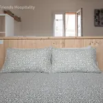 River House Апартаменты *